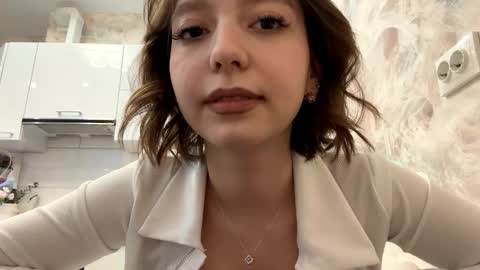 Elizabeth online show from February 2, 1:10 pm