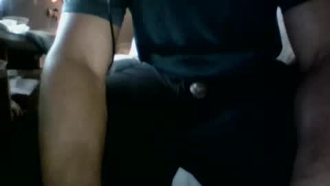 Snapshot of aguy407 chatting on October 27, 3:27 pm aguy407 online show from October 27, 3:27 pm
