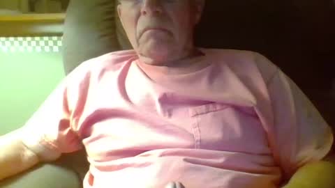 aguynrkfrd online show from September 29, 1:55 am