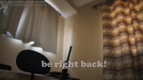 Snapshot of ah_ha chatting on December 18, 8:36 pm ah_ha online show from December 18, 8:36 pm