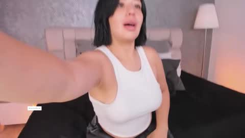 Snapshot of ah_mara chatting on February 13, 11:39 am Ahmara online show from February 13, 11:39 am