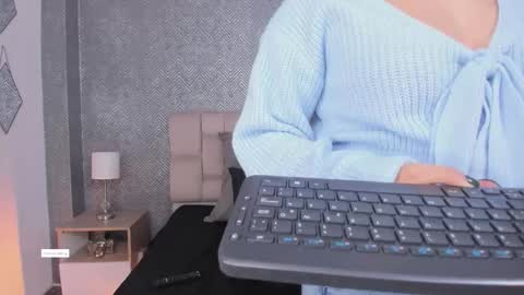 Snapshot of ah_mara chatting on February 17, 11:29 am Ahmara online show from February 17, 11:29 am