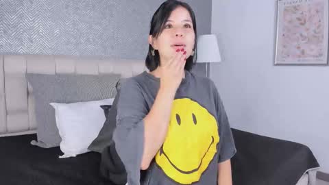 Snapshot of ah_mara chatting on February 21, 11:33 am Ahmara online show from February 21, 11:33 am