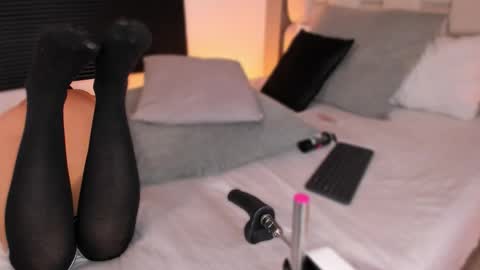 Snapshot of ah_mara chatting on March 27, 11:32 am Ahmara online show from March 27, 11:32 am