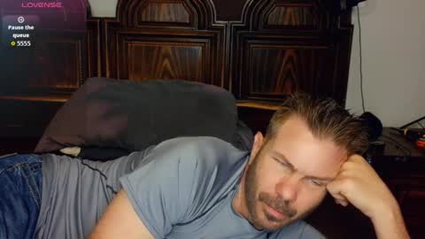 Blue Eyed Handsome Man online show from March 27, 9:36 pm