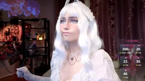 Coraline online show from April 6, 6:09 pm