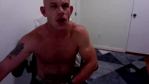 ahern1985 online show from October 19, 9:26 pm