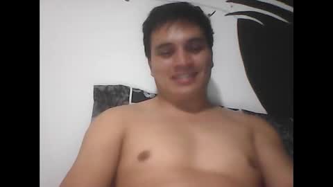 Snapshot of ahntony__69 chatting on December 9, 6:01 am ahntony  69 online show from December 9, 6:01 am