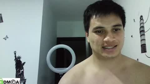 Snapshot of ahntony__69 chatting on December 13, 4:43 am ahntony  69 online show from December 13, 4:43 am