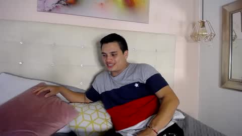 Snapshot of ahntony__69 chatting on January 18, 6:13 am ahntony  69 online show from January 18, 6:13 am