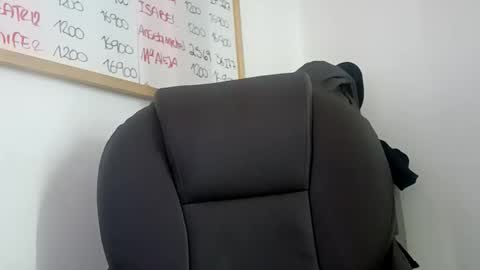 Snapshot of ahntony__69 chatting on October 27, 7:56 am ahntony  69 online show from October 27, 7:56 am