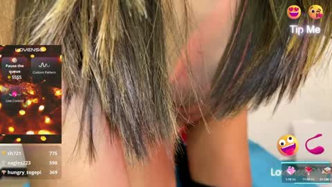 AHSLEY online show from December 23, 11:14 am