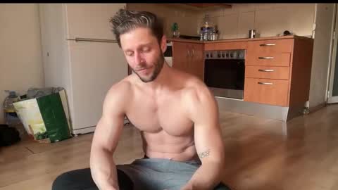 Snapshot of aiasar chatting on March 10, 4:12 pm Aiasar online show from March 10, 4:12 pm