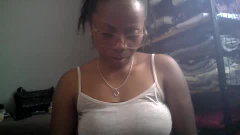 Aicha boobs online show from November 10, 11:20 am