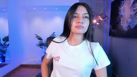 aidajoness online show from October 7, 11:51 am