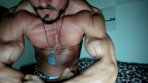 aidandark0 online show from November 8, 7:45 pm