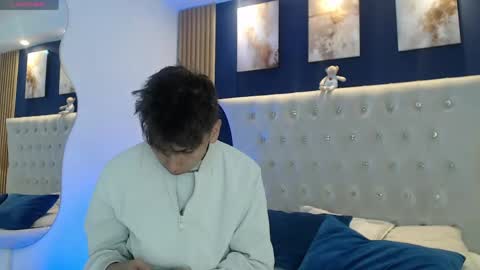 Aiden online show from May 19, 12:33 pm