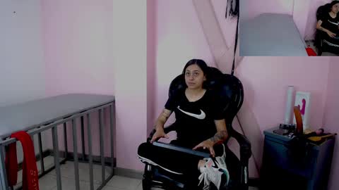  Aiko   Samantha  online show from September 8, 7:57 pm