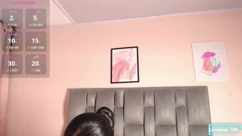 Ailyn online show from October 18, 9:48 pm