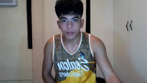 Angelo online show from April 18, 7:07 pm