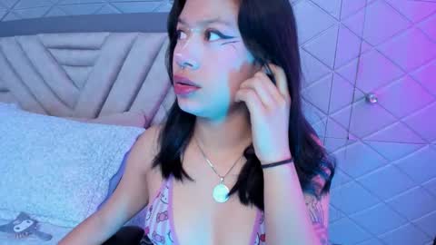 AikoLee online show from October 28, 7:01 am