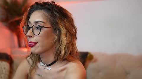  Aileen  online show from December 5, 9:00 pm