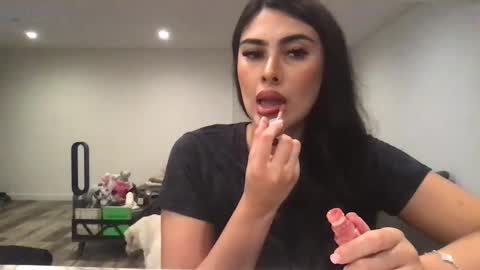 Snapshot of aileenbby chatting on October 2, 4:19 am Aileen online show from October 2, 4:19 am