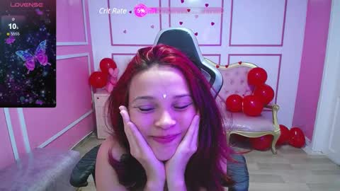 Snapshot of ailen_t_ chatting on March 7, 7:19 am ailen online show from March 7, 7:19 am