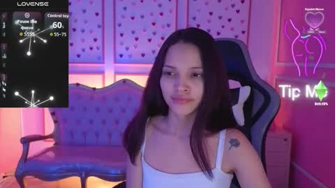 Snapshot of ailen_t_ chatting on September 21, 2:35 am ailen online show from September 21, 2:35 am