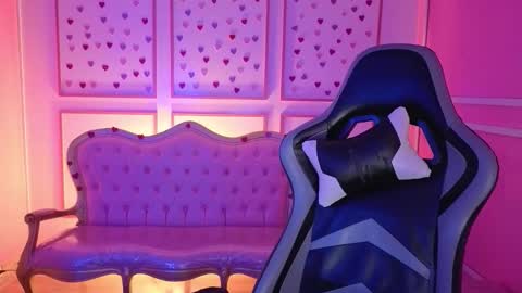 Snapshot of ailen_t_ chatting on September 27, 3:00 am ailen online show from September 27, 3:00 am