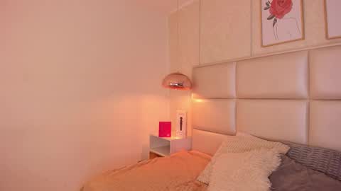 Snapshot of aily_yozuko chatting on March 18, 2:58 am Aily Yozuko online show from March 18, 2:58 am