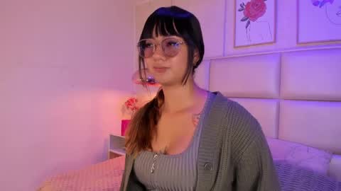 Aily Yozuko online show from May 20, 2:40 am