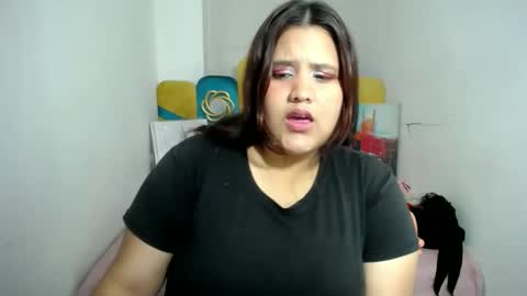 Snapshot of ailyn_rosendo chatting on December 31, 2:29 am ailyn_rosendo online show from December 31, 2:29 am