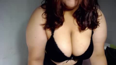 Snapshot of ailyn_rosendo chatting on February 28, 3:26 am ailyn_rosendo online show from February 28, 3:26 am