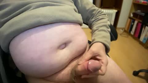 Snapshot of aime_sucer chatting on February 14, 11:20 pm aime_sucer online show from February 14, 11:20 pm