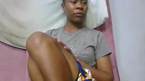 Snapshot of aimee982179 chatting on March 21, 4:06 am aimee982179 online show from March 21, 4:06 am