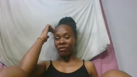 Snapshot of aimee982179 chatting on March 21, 6:33 pm aimee982179 online show from March 21, 6:33 pm