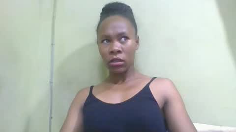 Snapshot of aimee982179 chatting on March 23, 7:12 am aimee982179 online show from March 23, 7:12 am