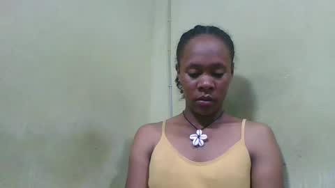 Snapshot of aimee982179 chatting on April 10, 2:39 am aimee982179 online show from April 10, 2:39 am