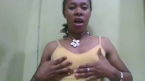 Snapshot of aimee982179 chatting on April 12, 2:16 am aimee982179 online show from April 12, 2:16 am