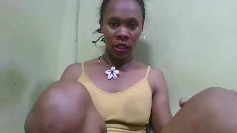 Snapshot of aimee982179 chatting on April 13, 4:12 pm aimee982179 online show from April 13, 4:12 pm