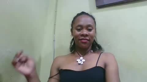 Snapshot of aimee982179 chatting on April 25, 7:22 am aimee982179 online show from April 25, 7:22 am