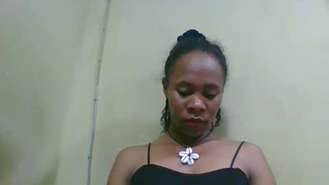Snapshot of aimee982179 chatting on May 1, 2:38 am aimee982179 online show from May 1, 2:38 am
