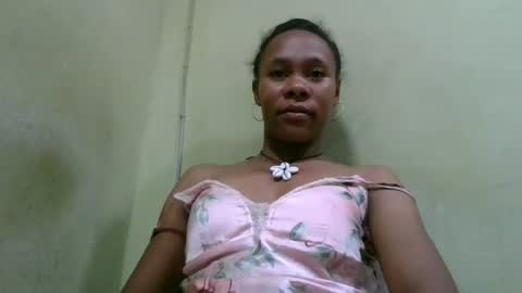 Snapshot of aimee982179 chatting on May 12, 5:04 am aimee982179 online show from May 12, 5:04 am