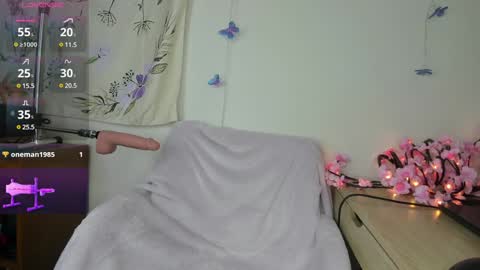 Aimee Jay online show from December 2, 1:36 am