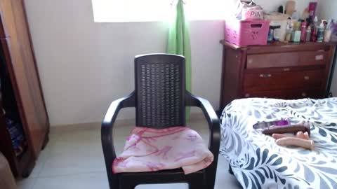 Snapshot of ainara__stone chatting on January 22, 10:59 pm AINARA LIZ online show from January 22, 10:59 pm