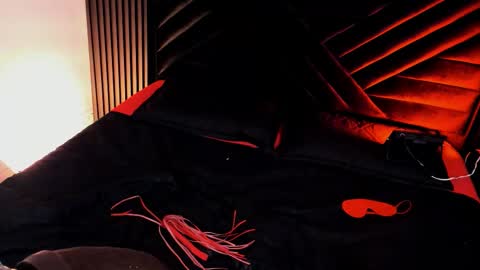 Snapshot of airamclair chatting on October 25, 7:41 pm Airam Clair online show from October 25, 7:41 pm