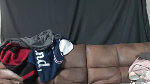 Leo  Airborn  Sir  Daddy online show from November 18, 3:56 am