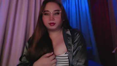 Snapshot of airisredfield_ chatting on June 28, 9:37 am Goddess Airis online show from June 28, 9:37 am