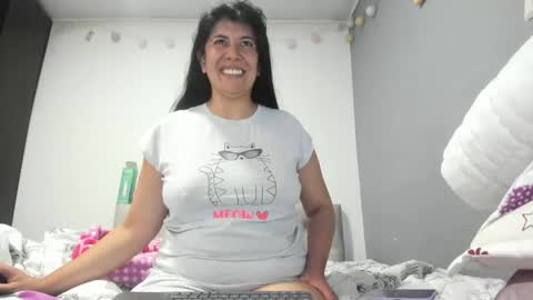 Katie   online show from May 15, 2:57 pm